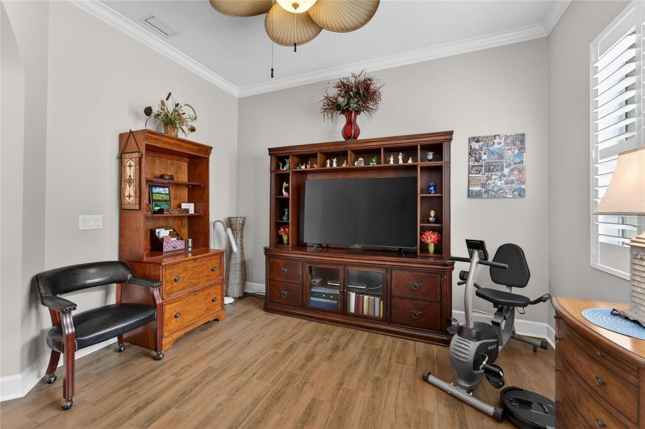 1613 Emerald Dunes Drive, Sun City Center, FL 33573 Photo