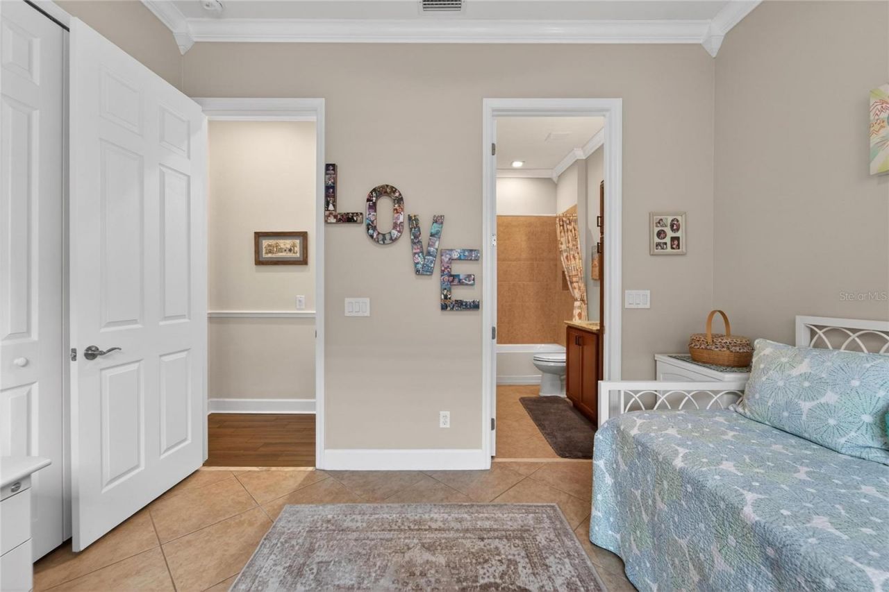 1613 Emerald Dunes Drive, Sun City Center, FL 33573 Photo