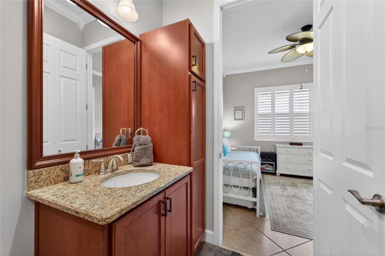 1613 Emerald Dunes Drive, Sun City Center, FL 33573 Photo