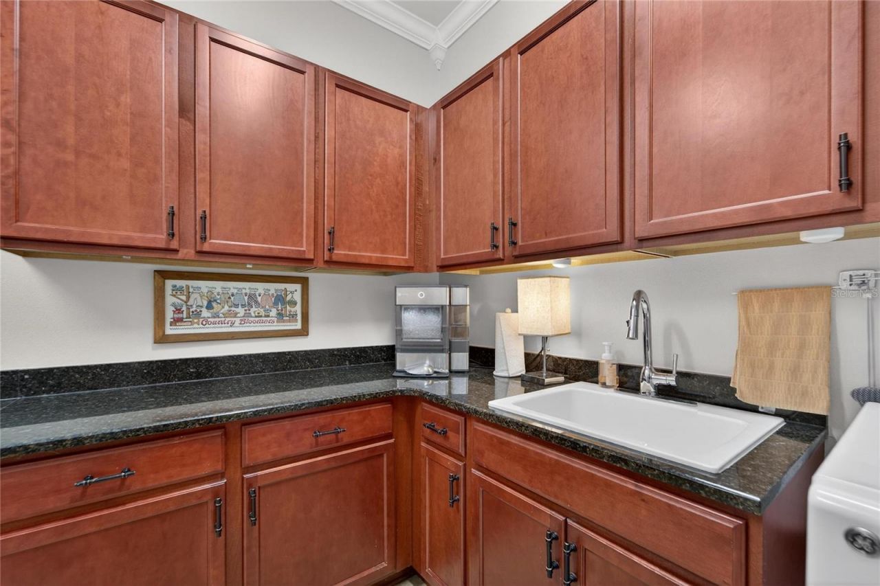 1613 Emerald Dunes Drive, Sun City Center, FL 33573 Photo