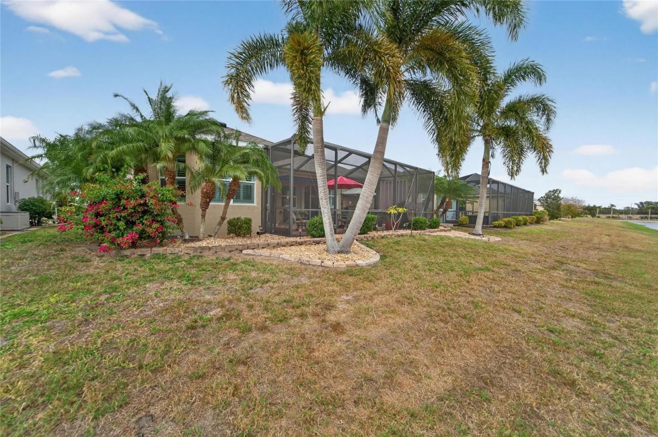 1613 Emerald Dunes Drive, Sun City Center, FL 33573 Photo