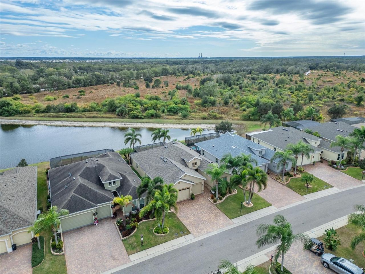 1613 Emerald Dunes Drive, Sun City Center, FL 33573 Photo