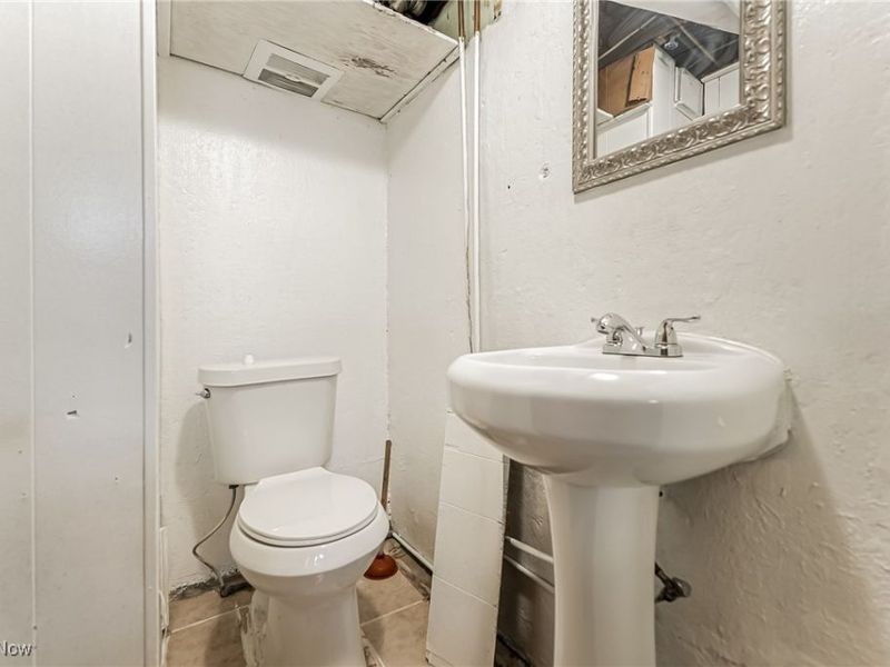 16408 Highview Drive, Cleveland, OH 44128 Photo 15