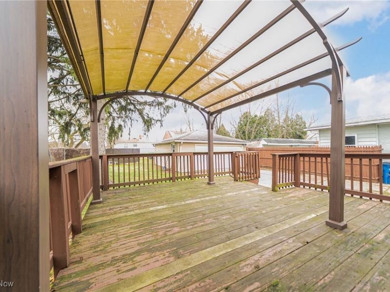 16408 Highview Drive, Cleveland, OH 44128 Photo 16