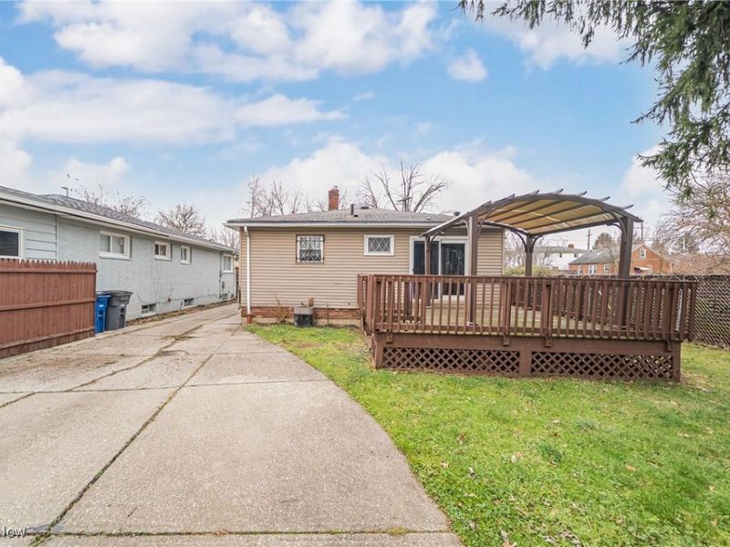 16408 Highview Drive, Cleveland, OH 44128 Photo 18