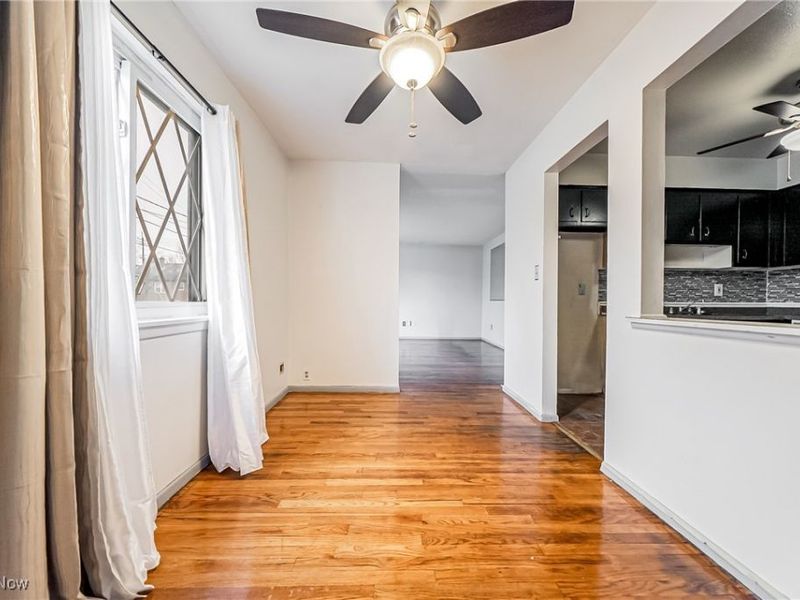 16408 Highview Drive, Cleveland, OH 44128 Photo 5