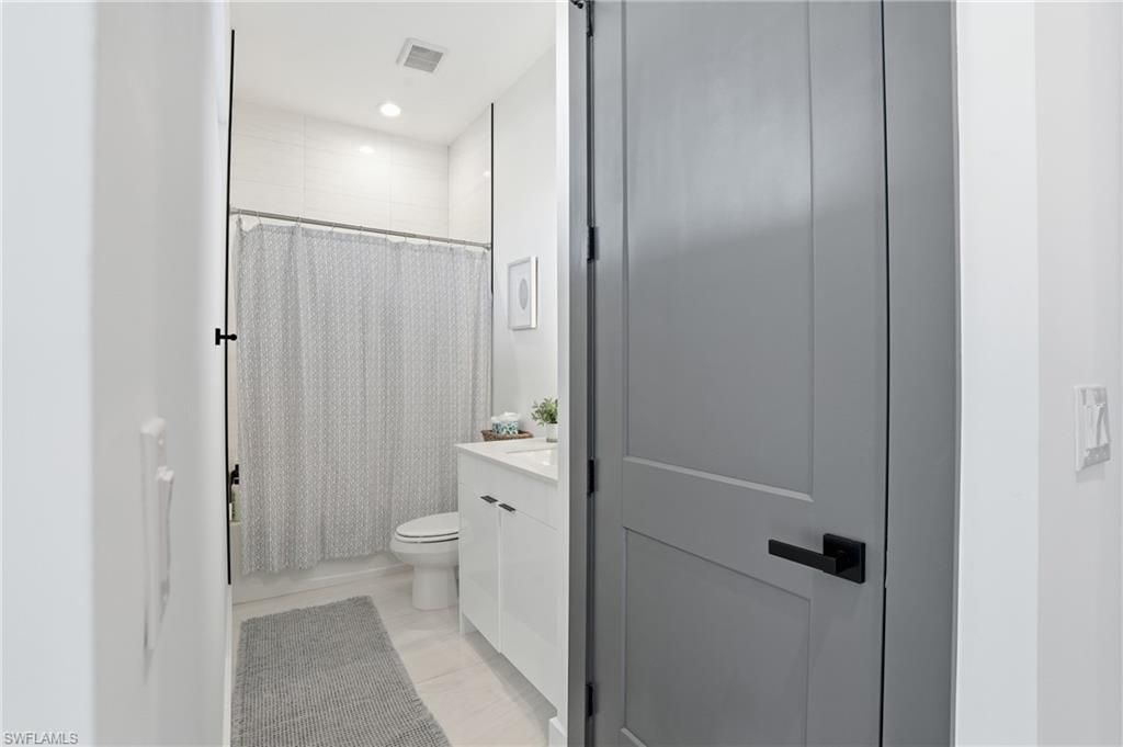 1409 SW 28th Ter, Cape Coral, FL 33914 Photo