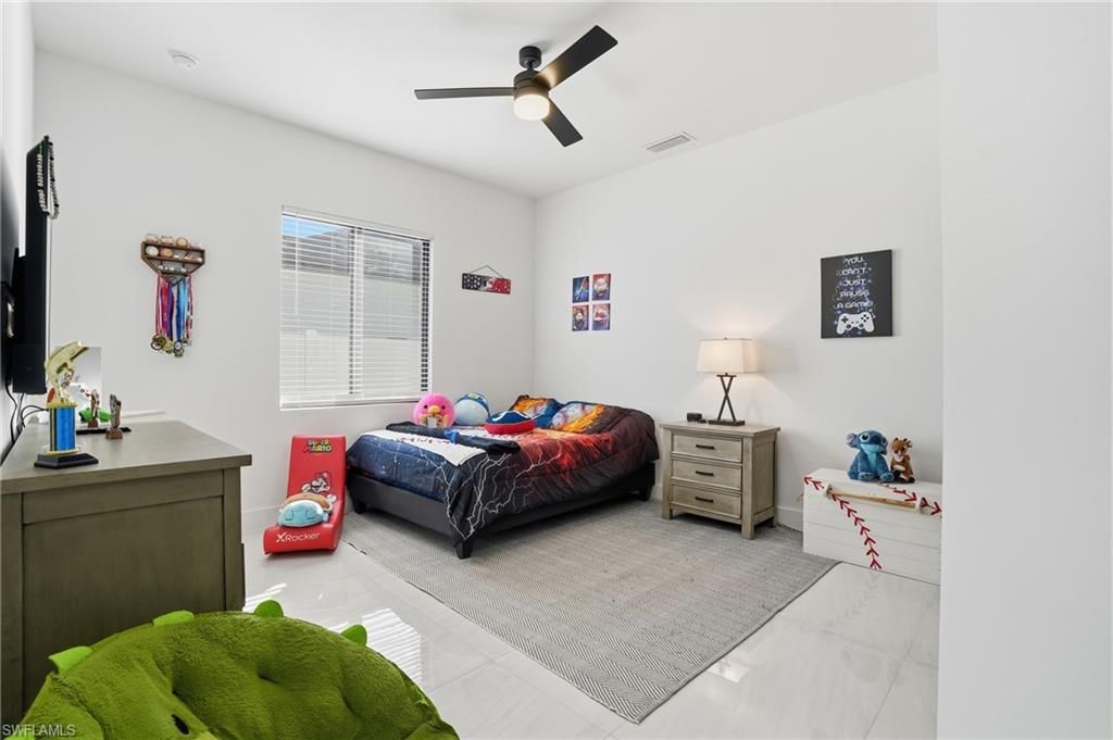 1409 SW 28th Ter, Cape Coral, FL 33914 Photo