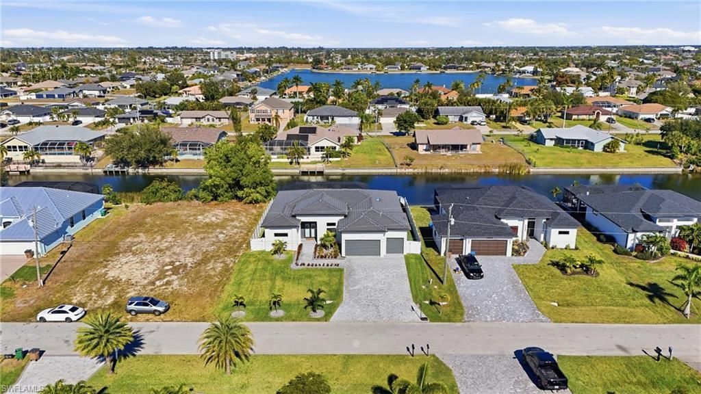 1409 SW 28th Ter, Cape Coral, FL 33914 Photo