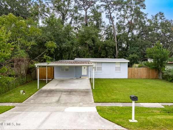 7810 HARE Avenue, Jacksonville, FL 32211