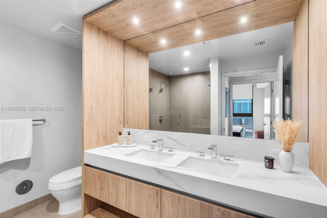 601 N Miami Ave, Unit 1607, Miami, FL 33132 Photo