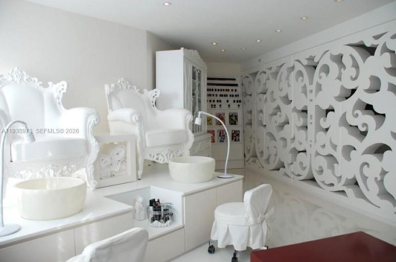 1100 West Ave, Unit 517, Miami Beach, FL 33139 Photo