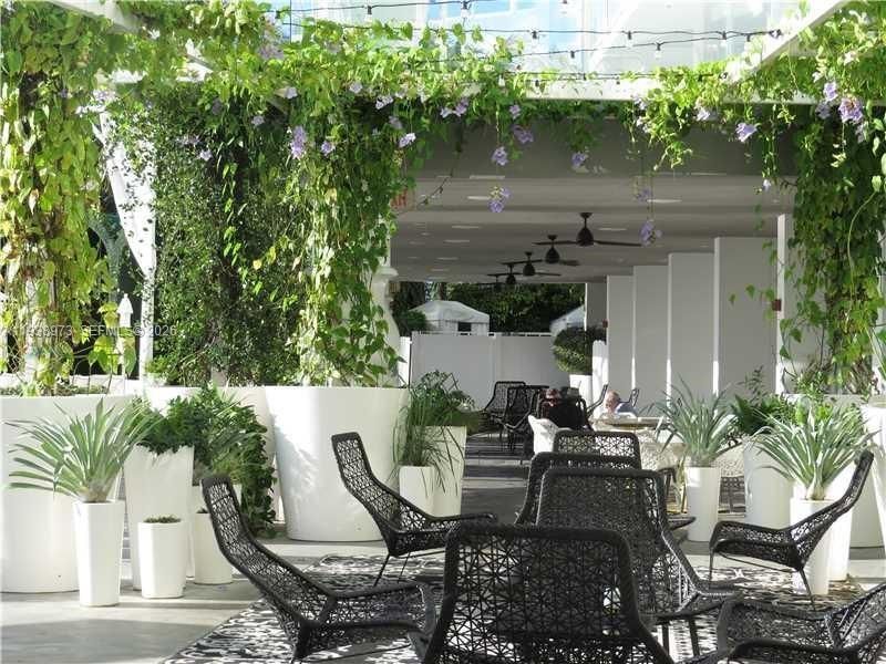 1100 West Ave, Unit 517, Miami Beach, FL 33139 Photo