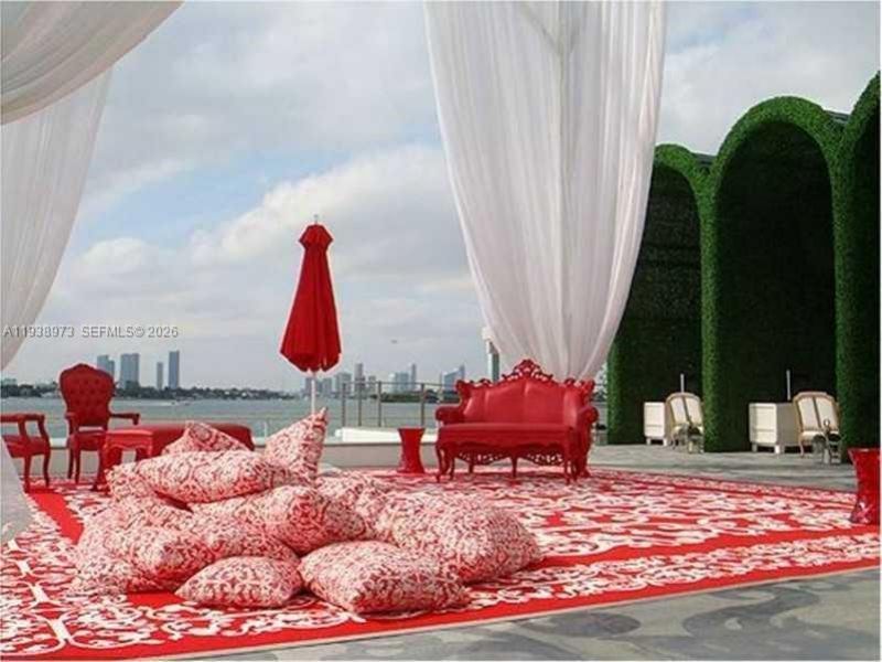 1100 West Ave, Unit 517, Miami Beach, FL 33139 Photo