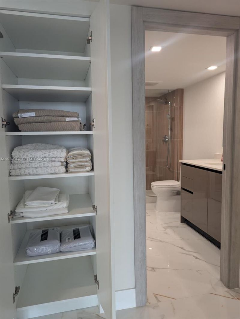 19707 Turnberry Way, Unit 20L, Aventura, FL 33180 Photo