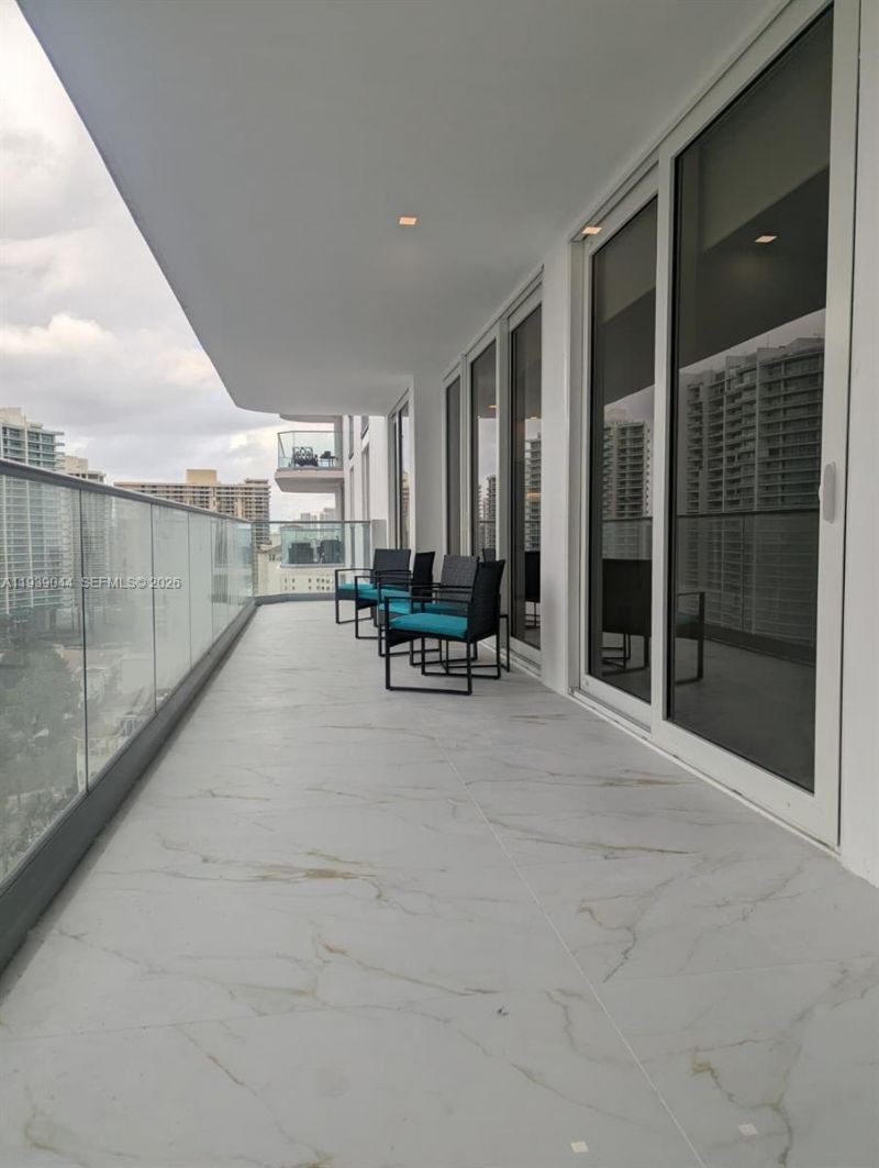 19707 Turnberry Way, Unit 20L, Aventura, FL 33180 Photo