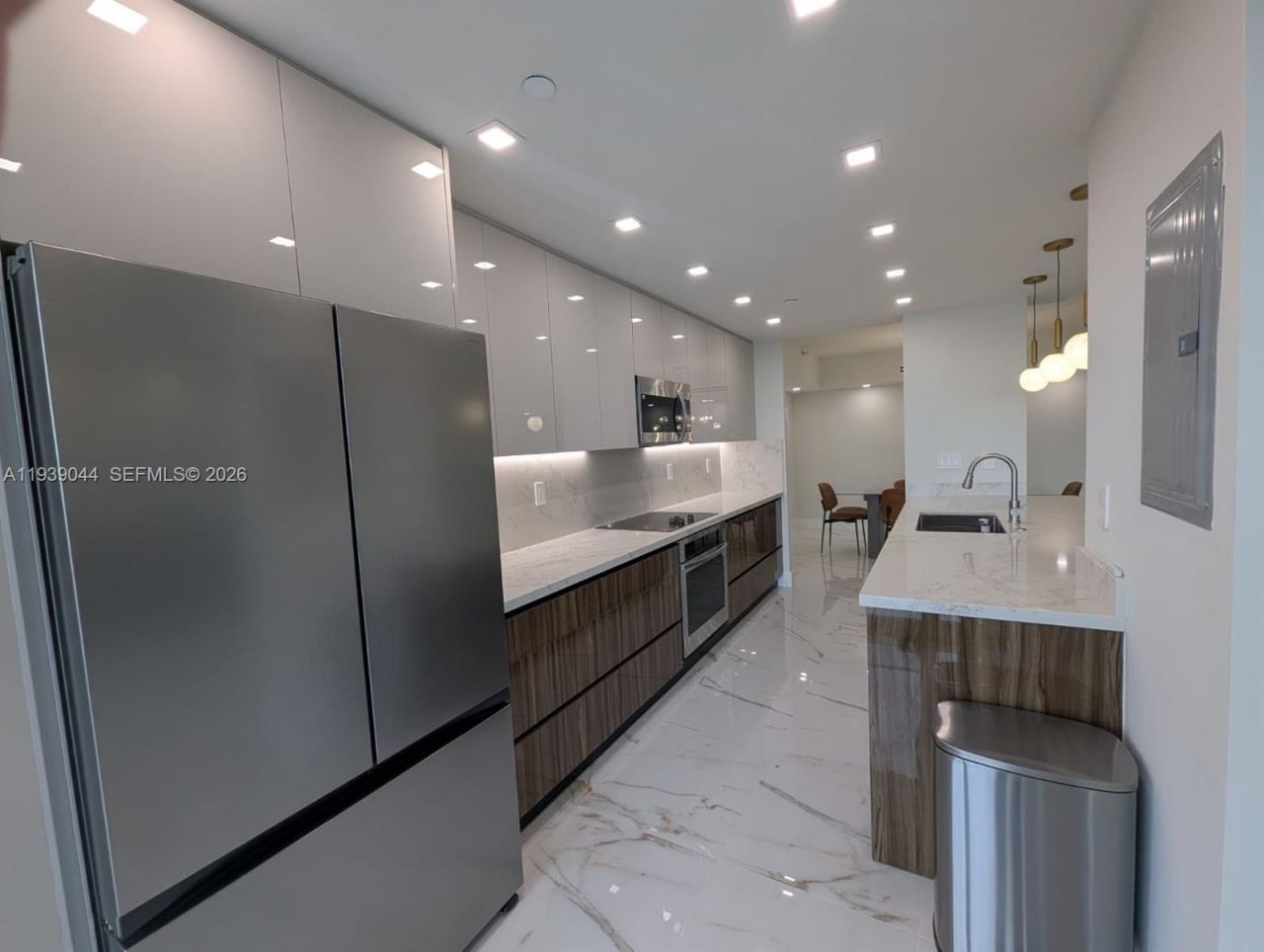 19707 Turnberry Way, Unit 20L, Aventura, FL 33180 Photo