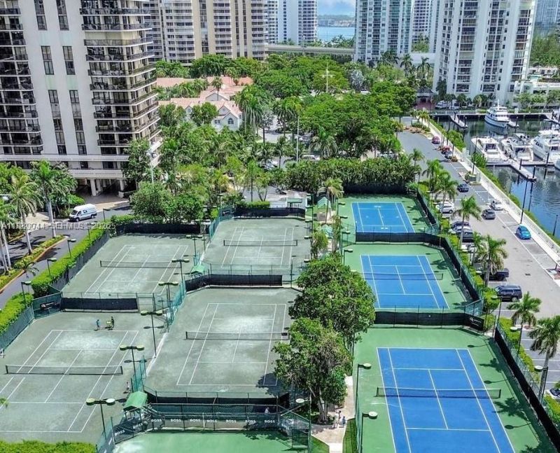 19707 Turnberry Way, Unit 20L, Aventura, FL 33180 Photo