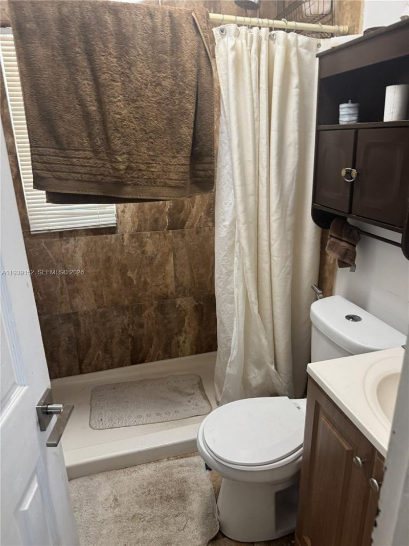 2550 NW 153rd St, Miami Gardens, FL 33054 Photo