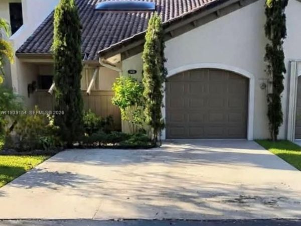 11438 SW 86th Ln, Miami, FL 33173