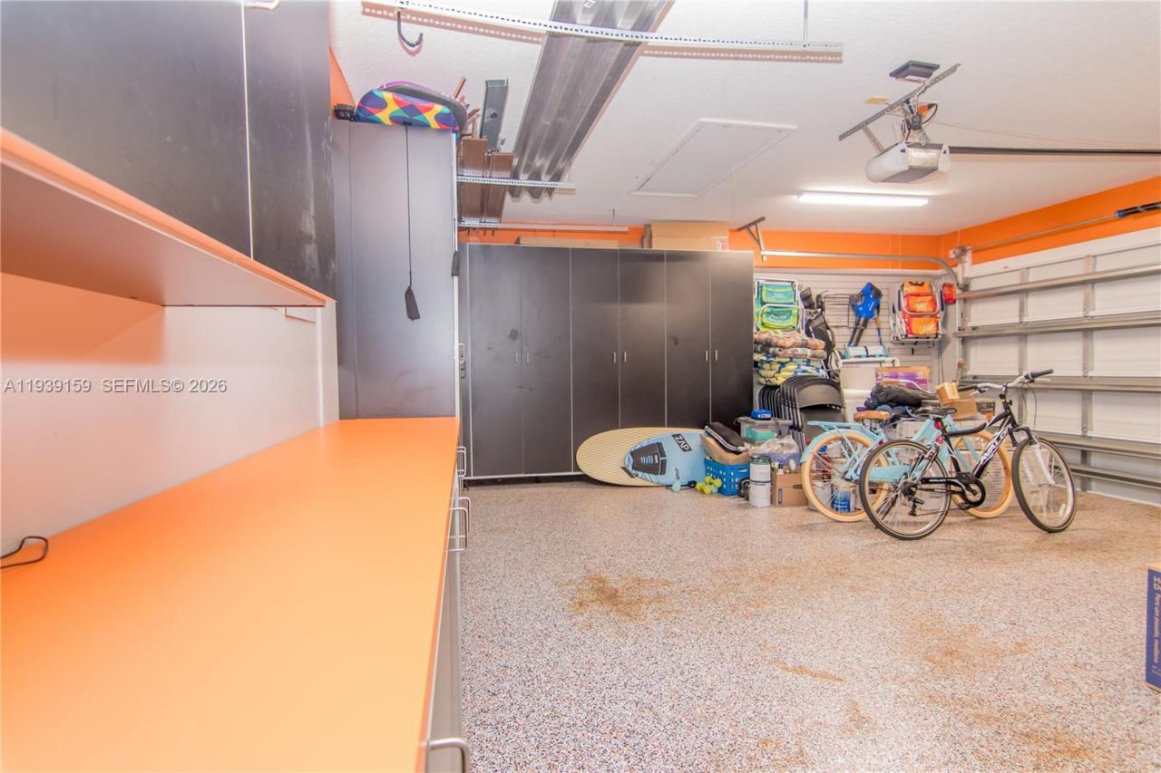 1091 SW 156th Ave, Pembroke Pines, FL 33027 Photo