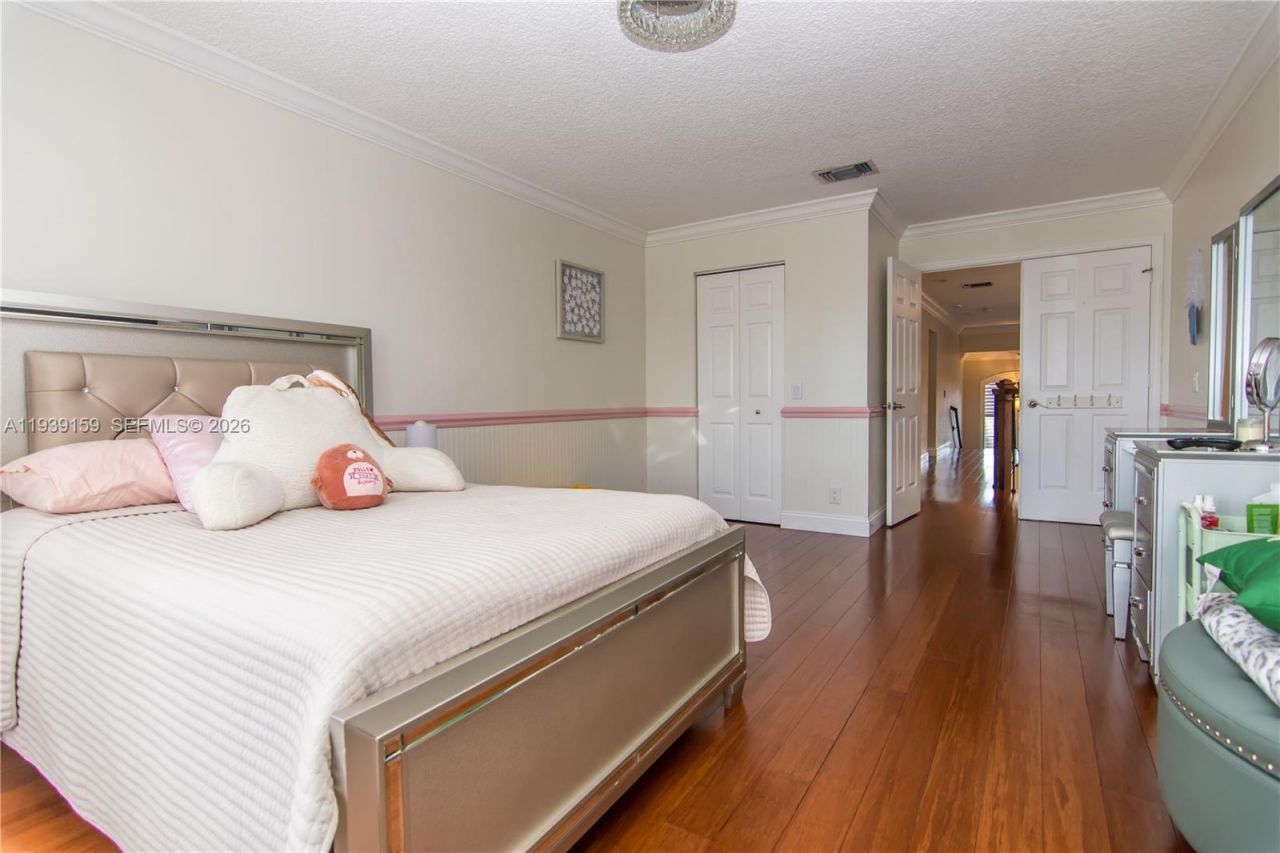 1091 SW 156th Ave, Pembroke Pines, FL 33027 Photo