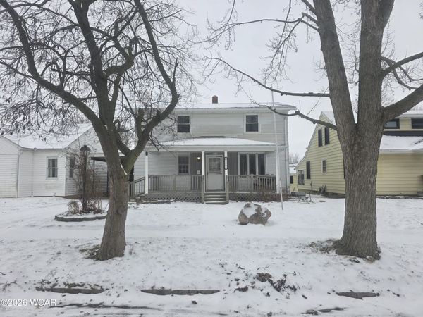 309 W Silver Street, Wapakoneta, OH 45895