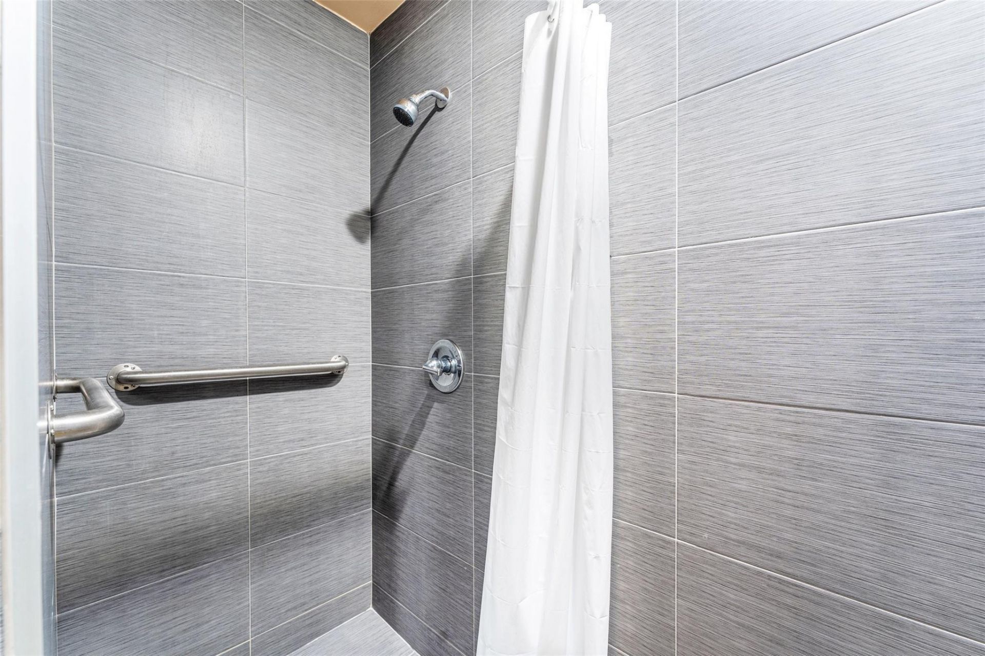 2720 N Pine Island Road, Unit 212, Sunrise, FL 33322 Photo