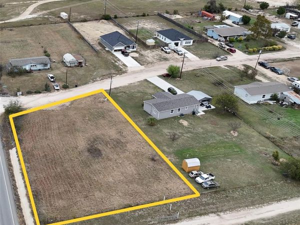 102 Crestview DR, Liberty Hill, TX 78642