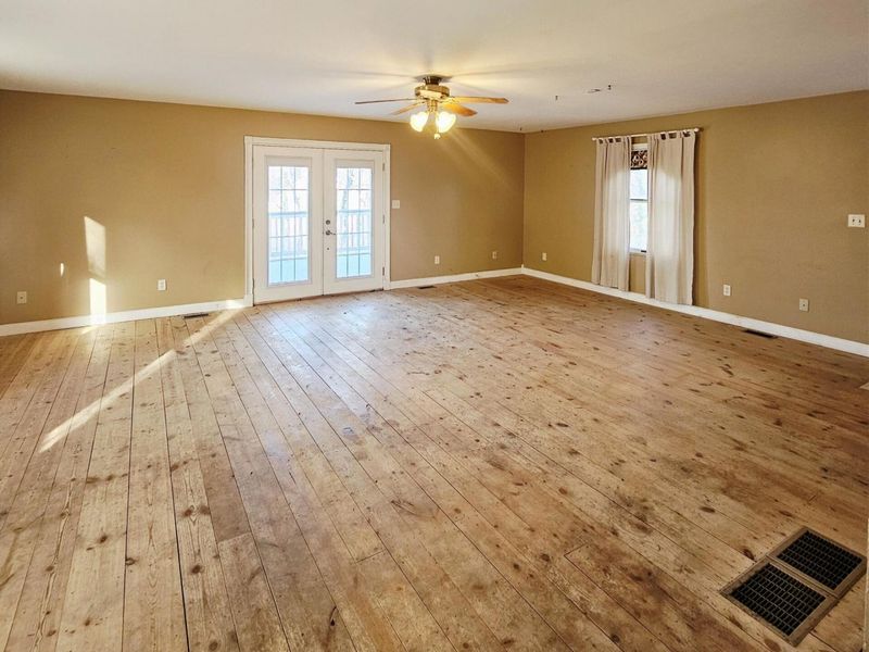 216 E Mulberry Street, Baltimore, OH 43105 Photo 13