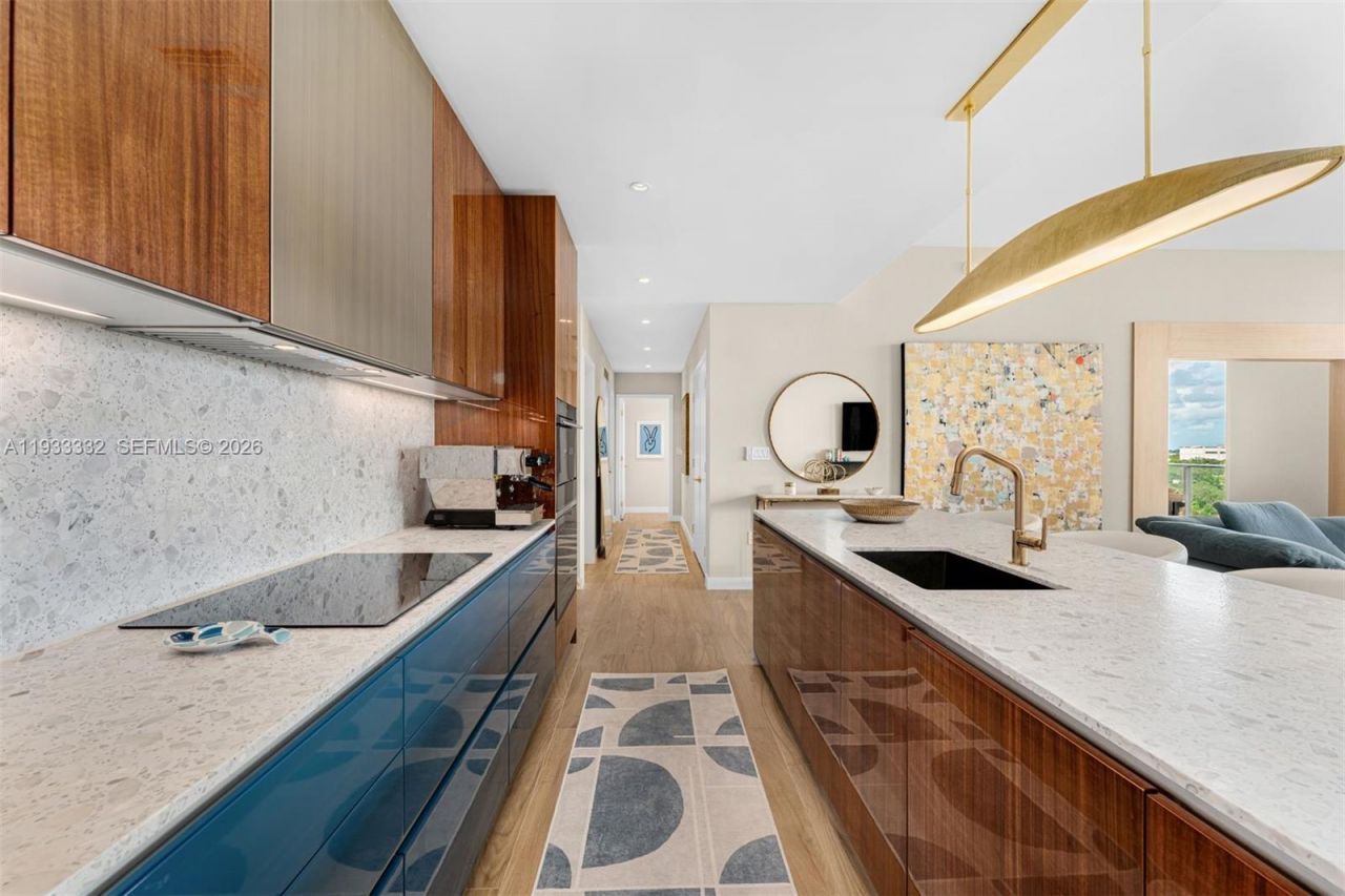 2678 Tigertail Ave, Unit 702, Miami, FL 33133 Photo