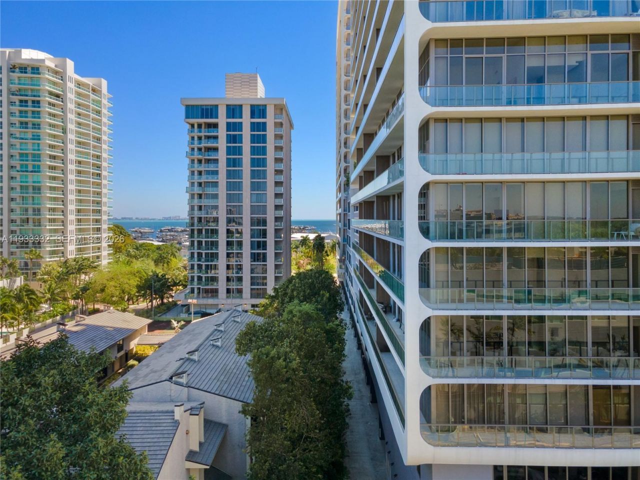 2678 Tigertail Ave, Unit 702, Miami, FL 33133 Photo