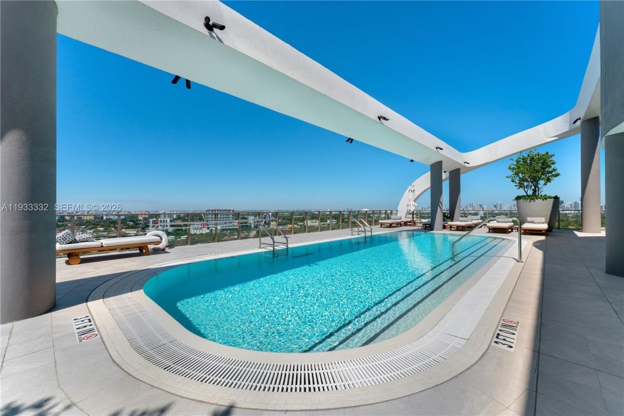 2678 Tigertail Ave, Unit 702, Miami, FL 33133 Photo