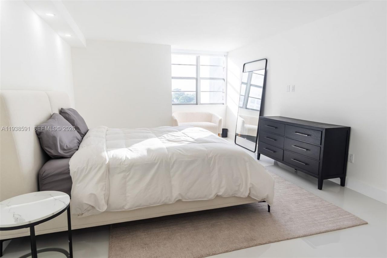 5701 Collins Ave, Unit 601, Miami Beach, FL 33140 Photo