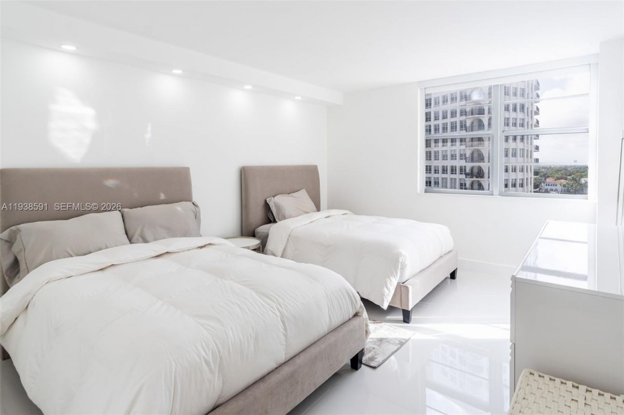 5701 Collins Ave, Unit 601, Miami Beach, FL 33140 Photo