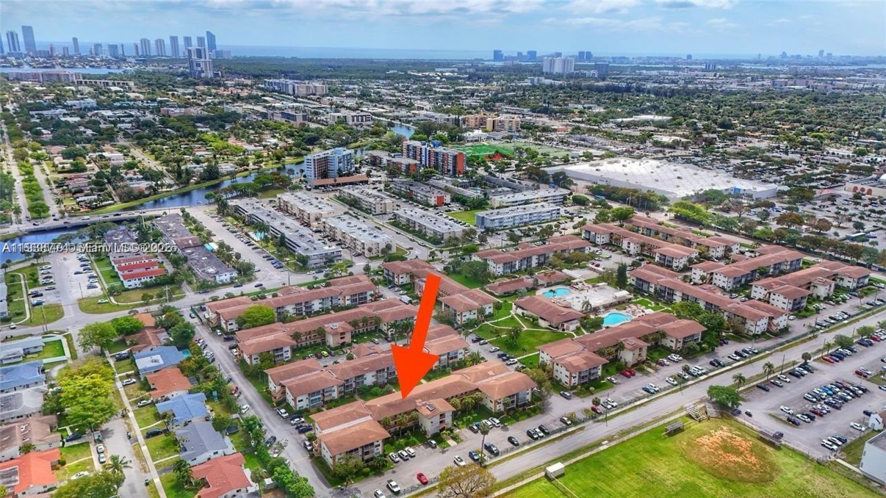 17001 NE 13th Ave, Unit 202, Miami, FL 33162 Photo