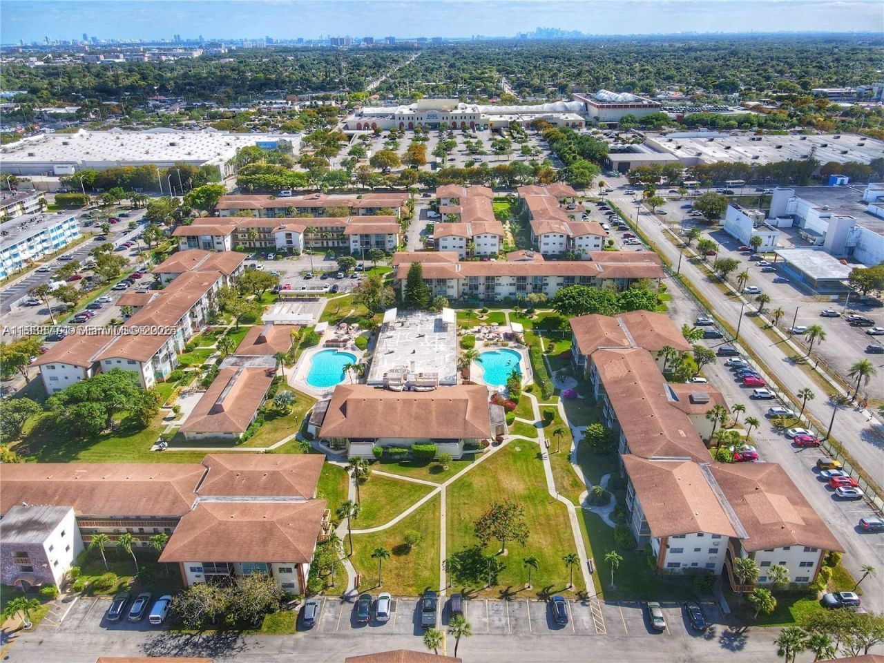 17001 NE 13th Ave, Unit 202, Miami, FL 33162 Photo