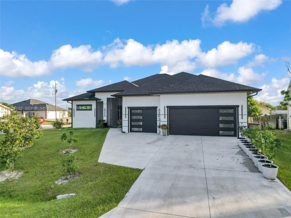 4301 10th ST W , Lehigh Acres, FL 33971