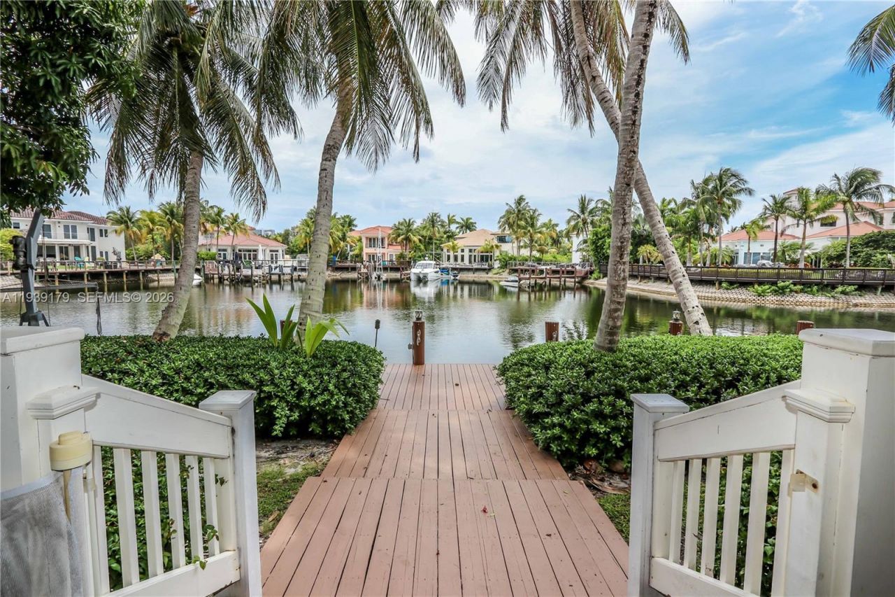 1108 Washington St, Hollywood, FL 33019 Photo