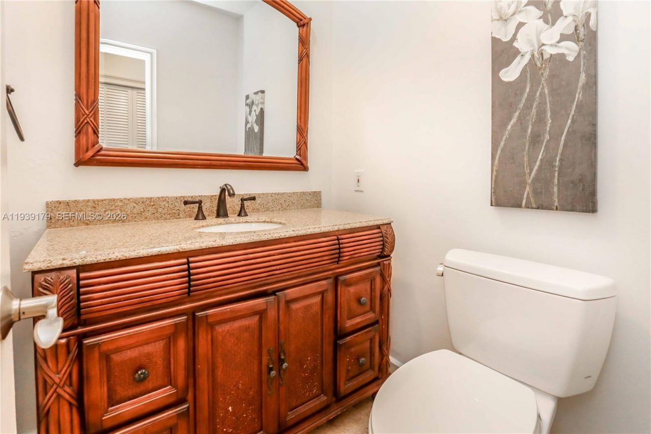 1108 Washington St, Hollywood, FL 33019 Photo