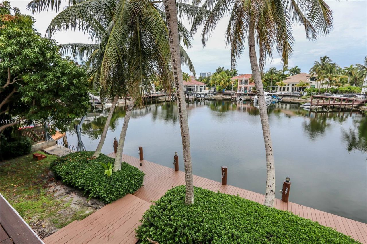 1108 Washington St, Hollywood, FL 33019 Photo