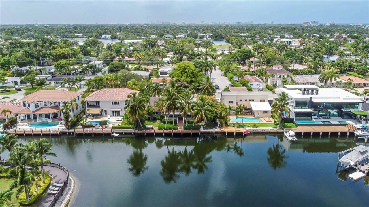 1108 Washington St, Hollywood, FL 33019 Photo