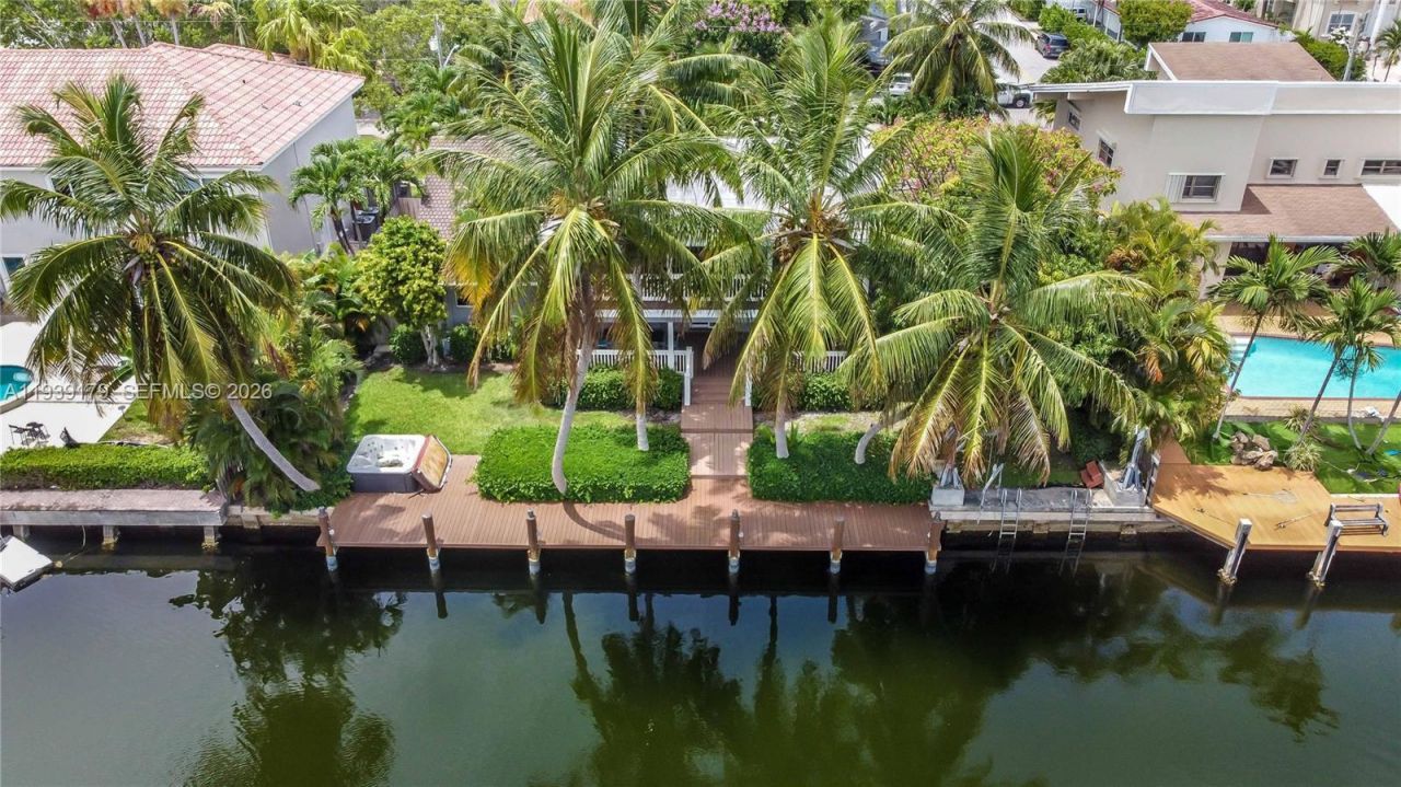 1108 Washington St, Hollywood, FL 33019 Photo