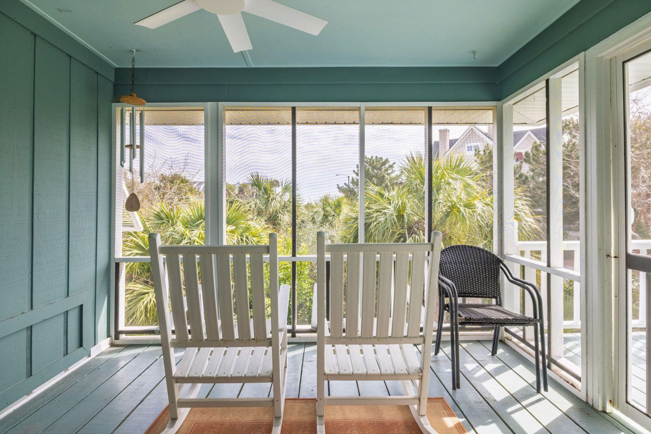 6 4th Avenue Photo 17