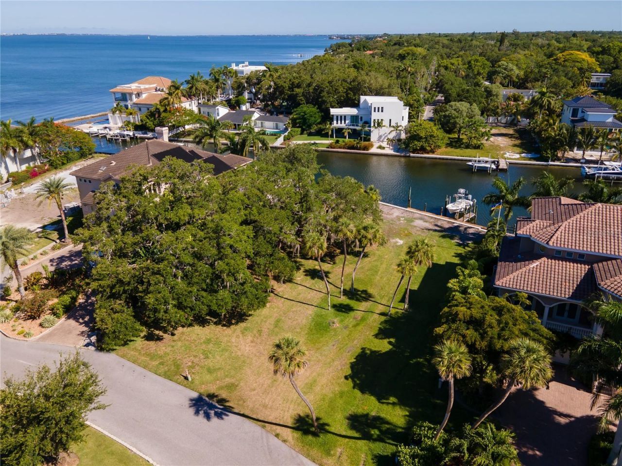 955 Whitakers Lane, Sarasota, FL 34236 Photo