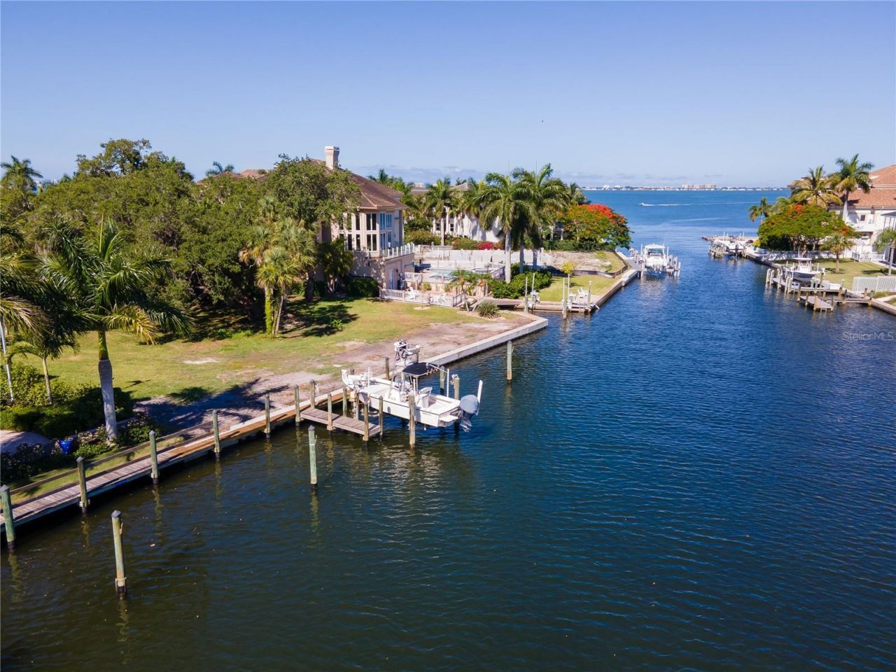 955 Whitakers Lane, Sarasota, FL 34236 Photo