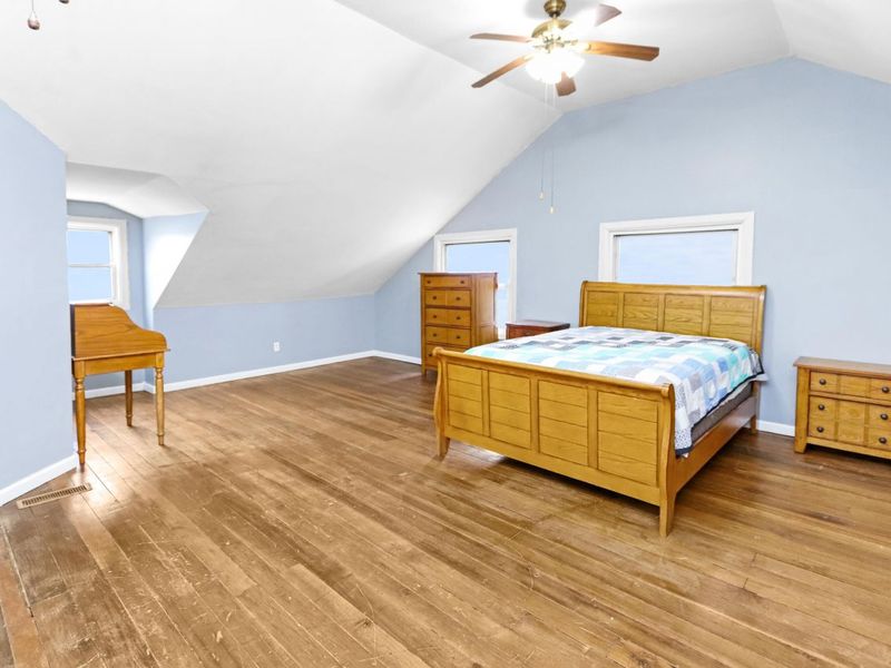 247 W 3rd Street, Maysville, KY 41056 Photo 3