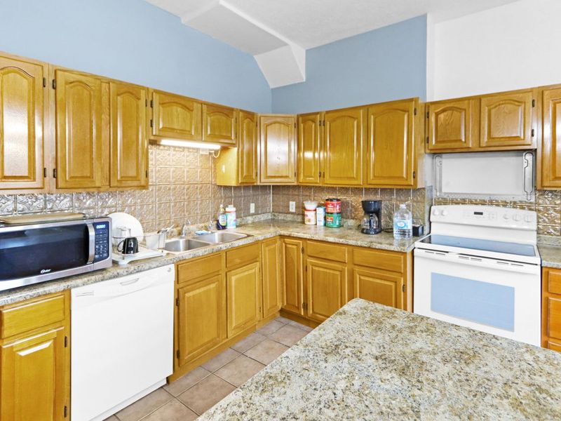 247 W 3rd Street, Maysville, KY 41056 Photo 4