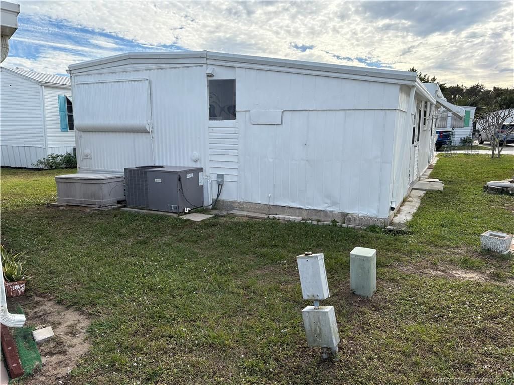 13827 S Indian River Drive, Unit 60, Jensen Beach, FL 34957 Photo