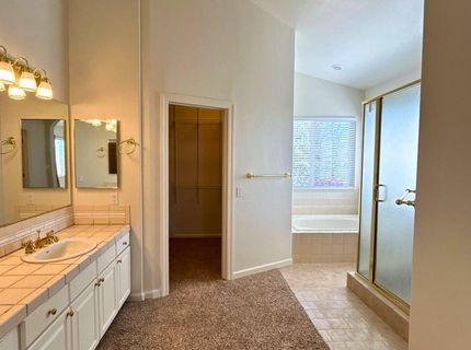 6710 Cinnamon Drive, Sparks, NV 89436 Photo